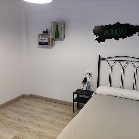 Ferienwohnung Apartamento Casa Aurelio Gijón Exterior foto